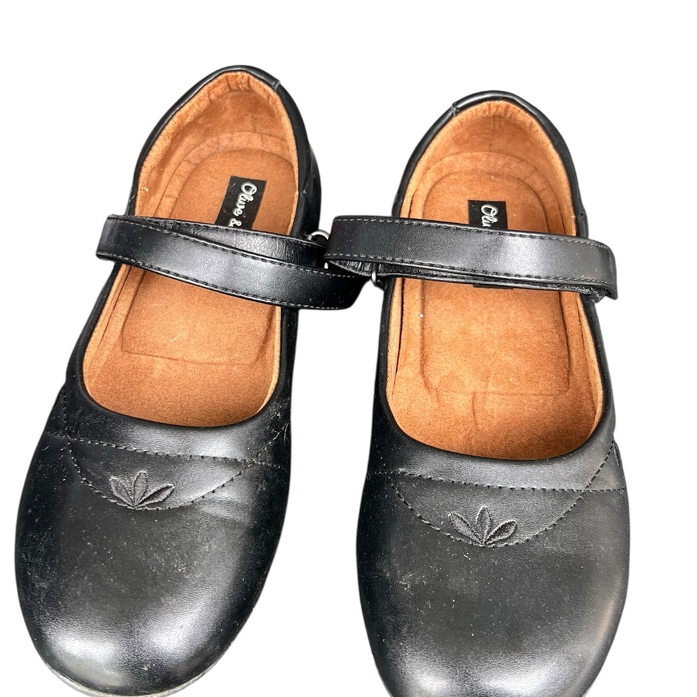 Black Dress Shoes with Strap and Rounded Toe